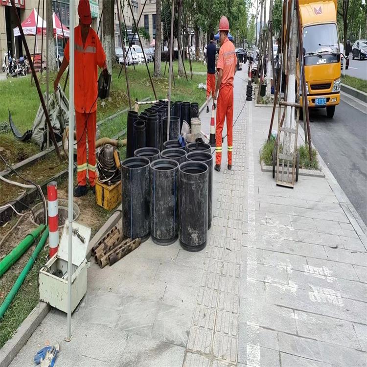 月湖管道短管置换修复